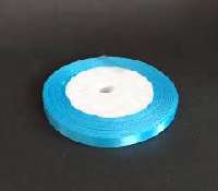SZATÉN SZALAG, 6 MM-ES, KB.22 MÉTER, VILÁGOSKÉK